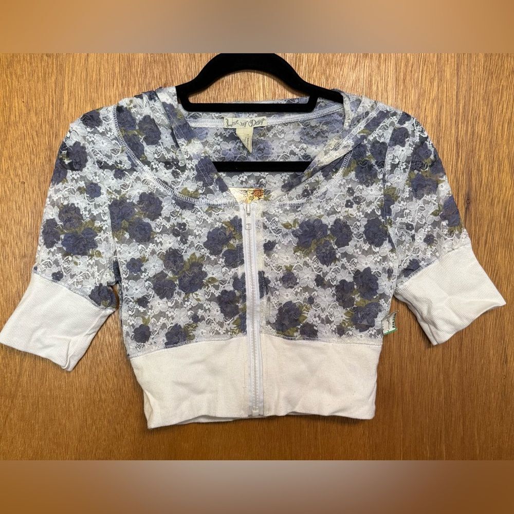 NWT Love By Design Lace Detail Top with Hood